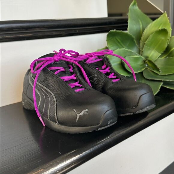 Puma Women’s Steel Toe Work Shoes, Black Leather, Like New, Safety Toe - Picture 2 of 11